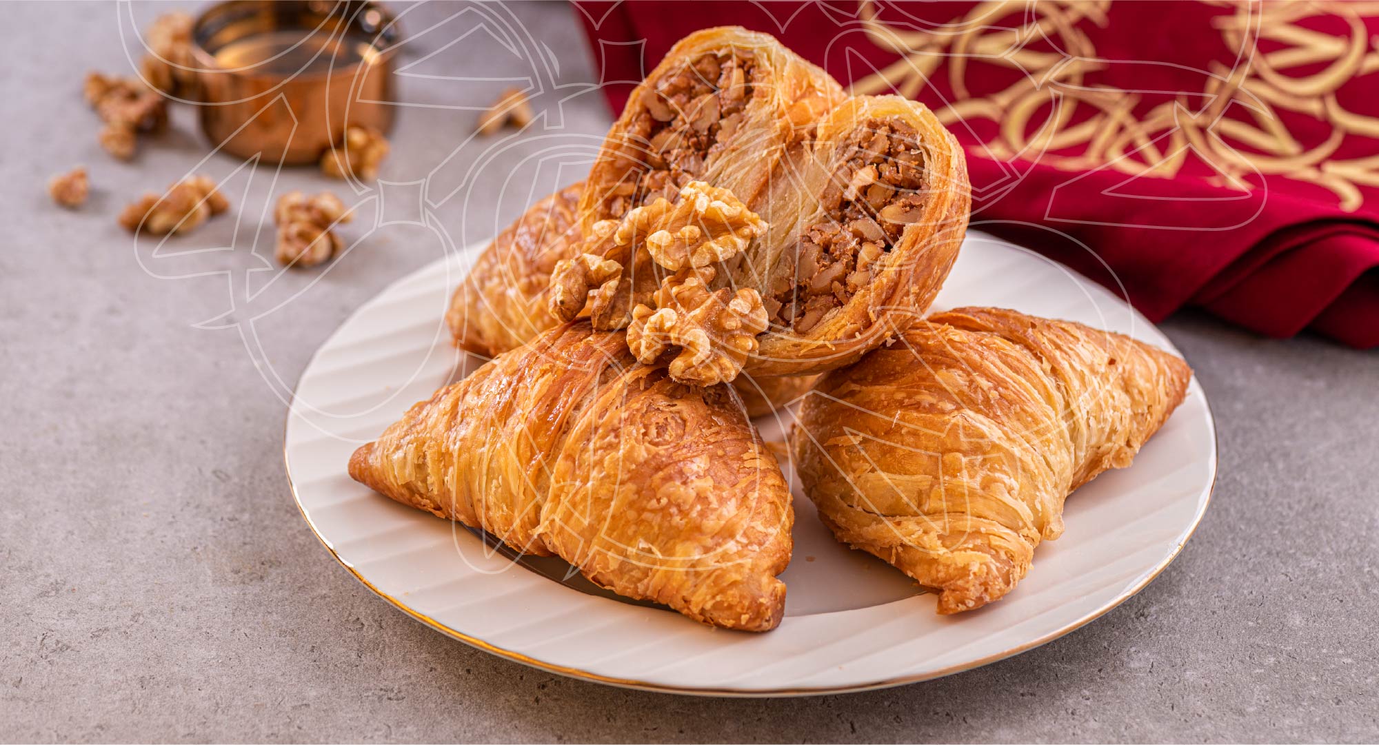 the-tradition-of-gifting-arabic-sweets-in-dubai