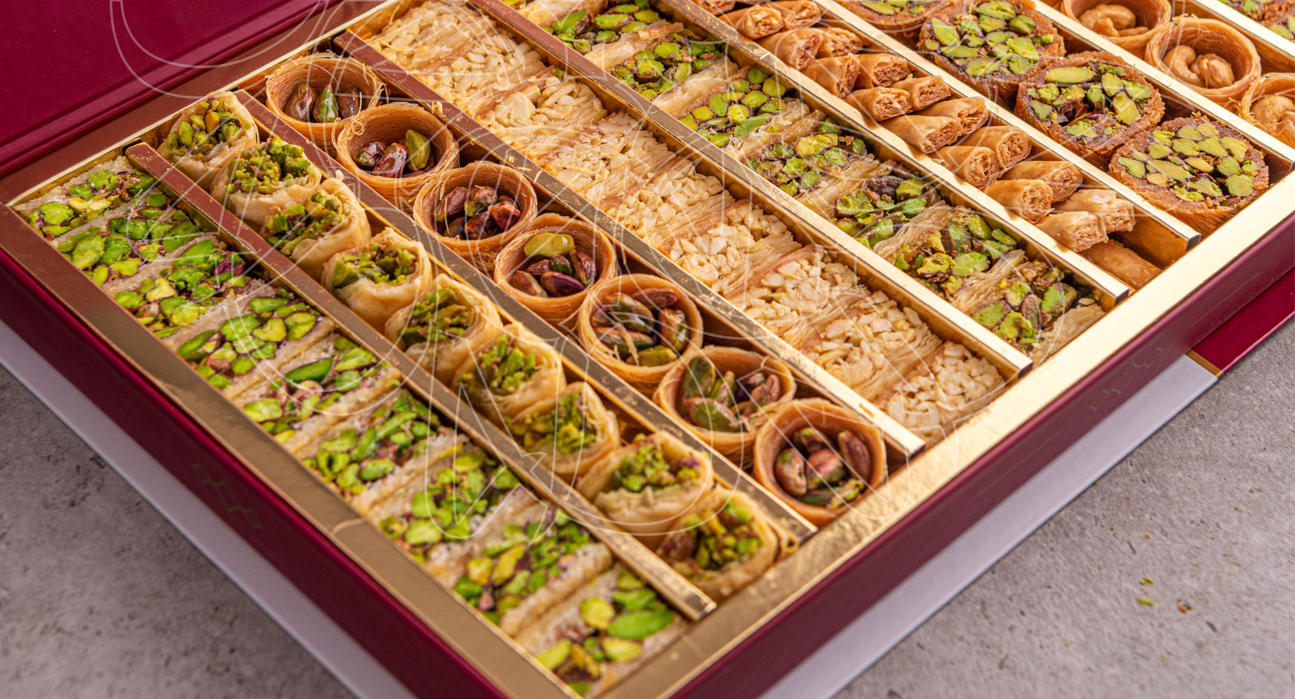 arabic-desserts-in-the-uae-a-blend-of-tradition-indulgence