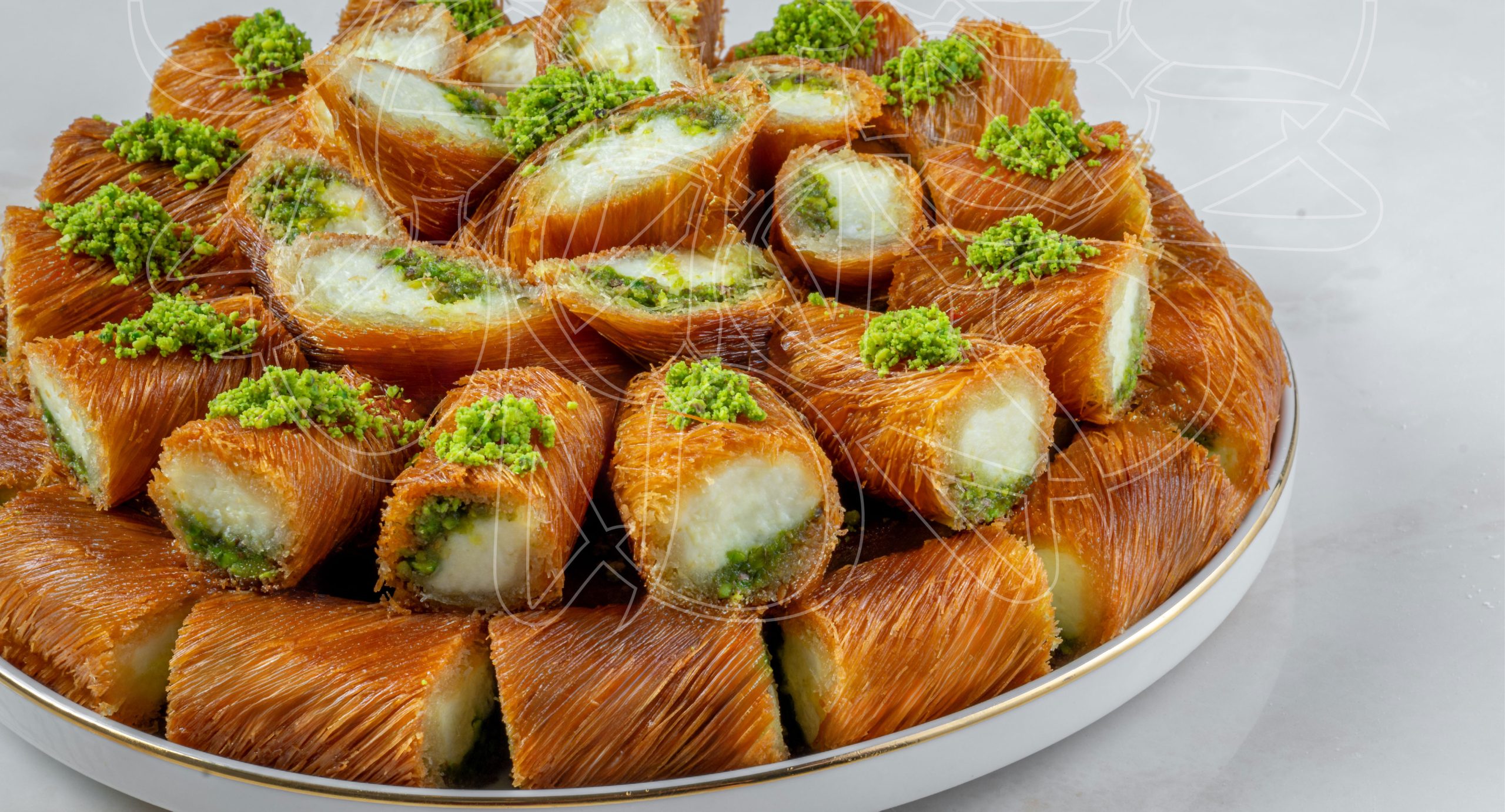 kunafa-as-a-luxurious-gift-in-dubai