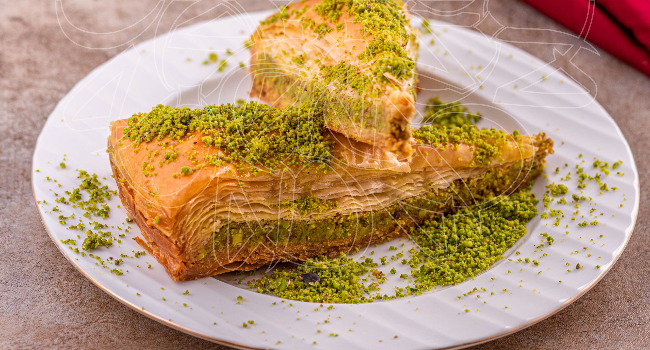 what-makes-a-premium-arab-sweets-shop-in-the-uae